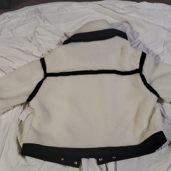 Dolce Cabo shearling jacket! - Picture 3 of 4